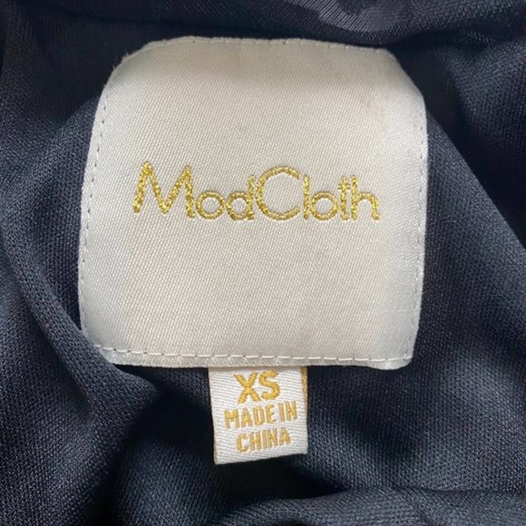 RARE ModCloth Pin-Up To The Challenge Velvet Dress - Picture 7 of 7